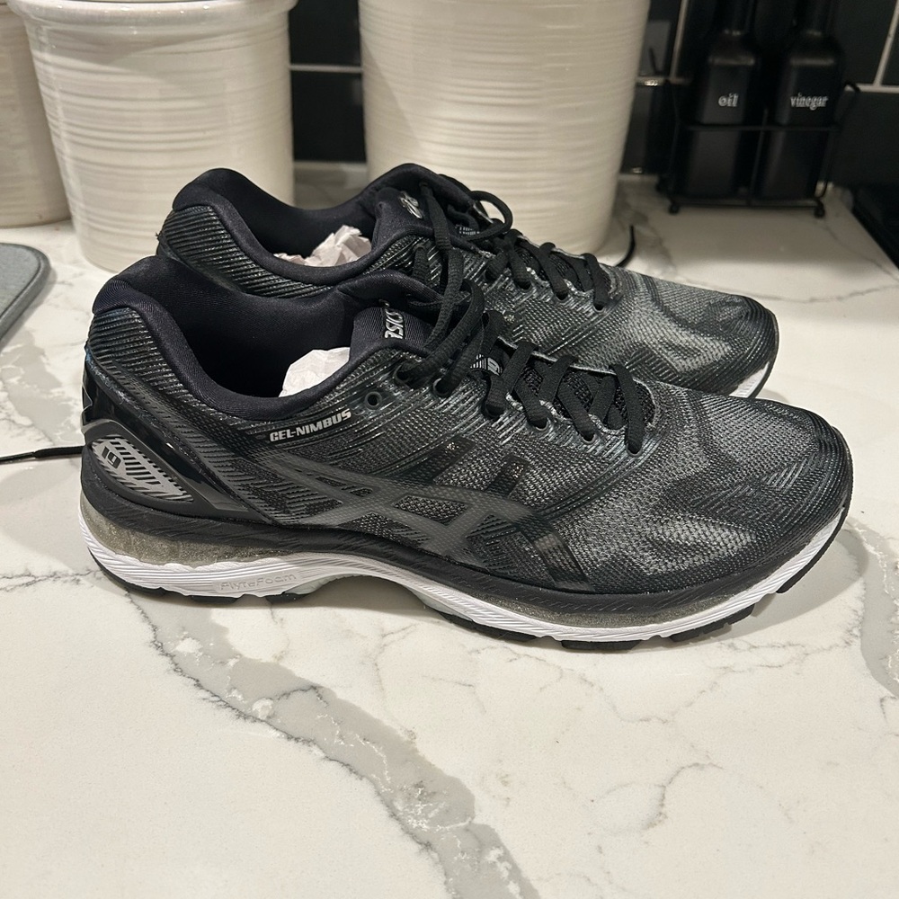 Men’s ASICS Gel Nimbus 19 Shoes - Brand New!